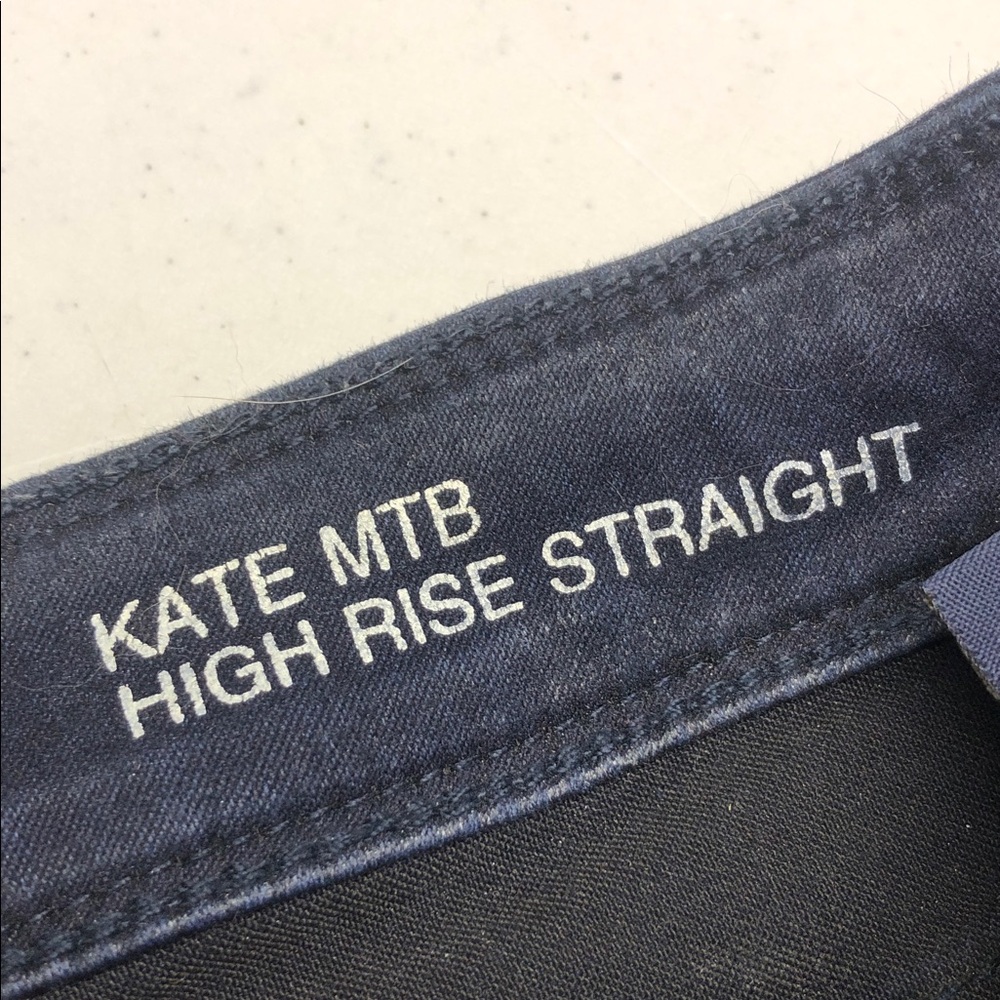 LOLA NAVY KATE MTB HIGH-RISE STRAIGHT JEANS 10/31x32 ⭐️ - Picture 2 of 15